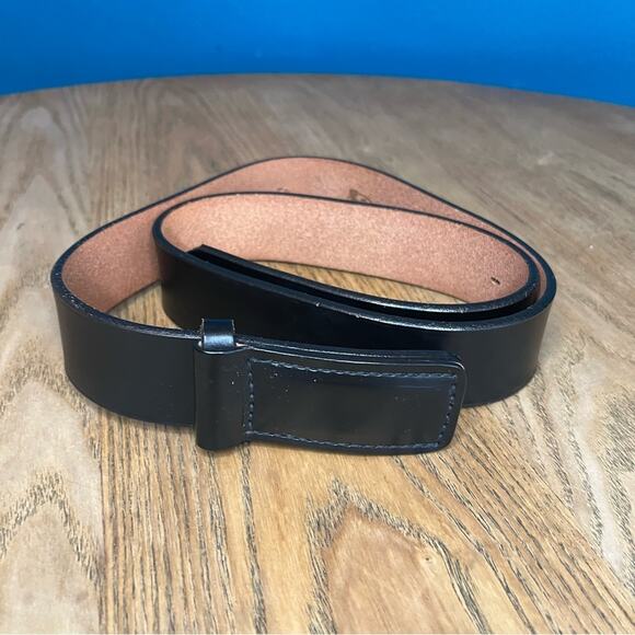 Justin Boots Men's Black Leather Buckleless Belt Casual Western Basic Size 34 - Picture 1 of 4